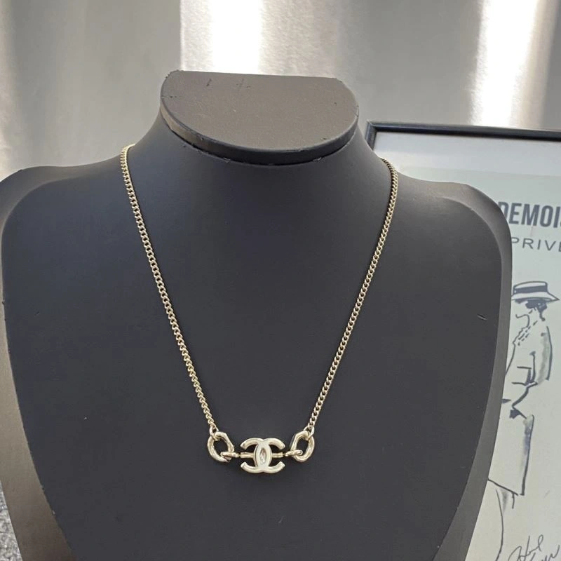 Lightweight Chanel Necklaces 226904