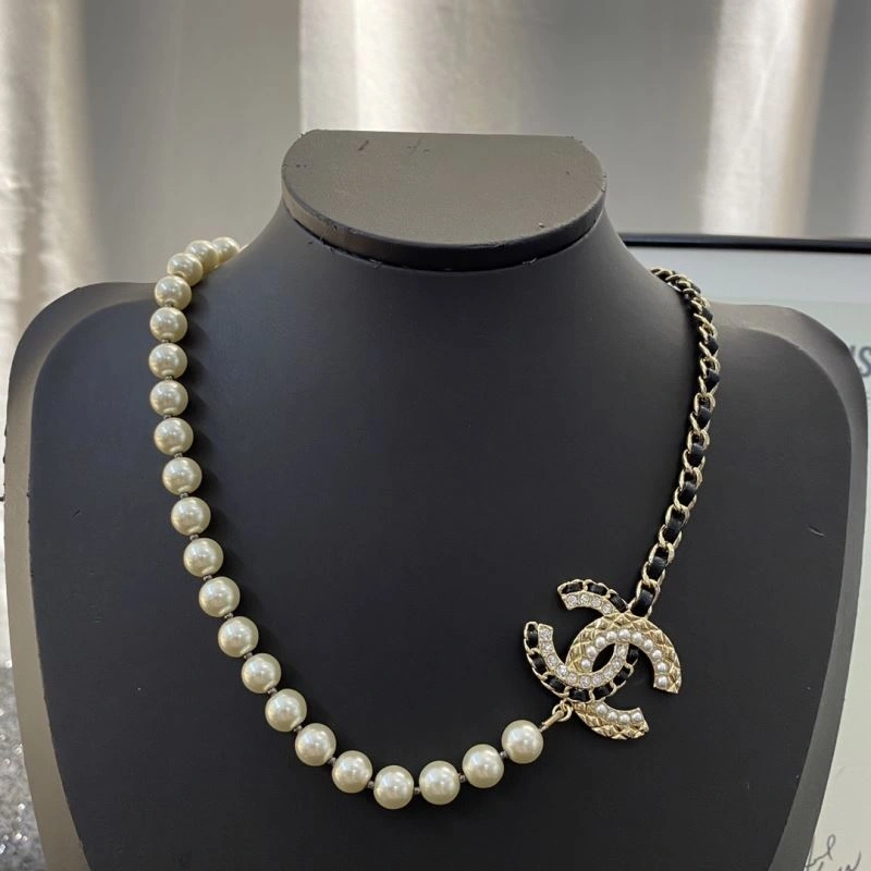 Chanel Necklaces SmoothTexture 226899