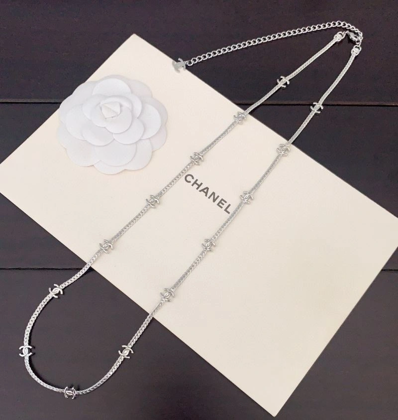 Classic Chanel Necklaces 226885