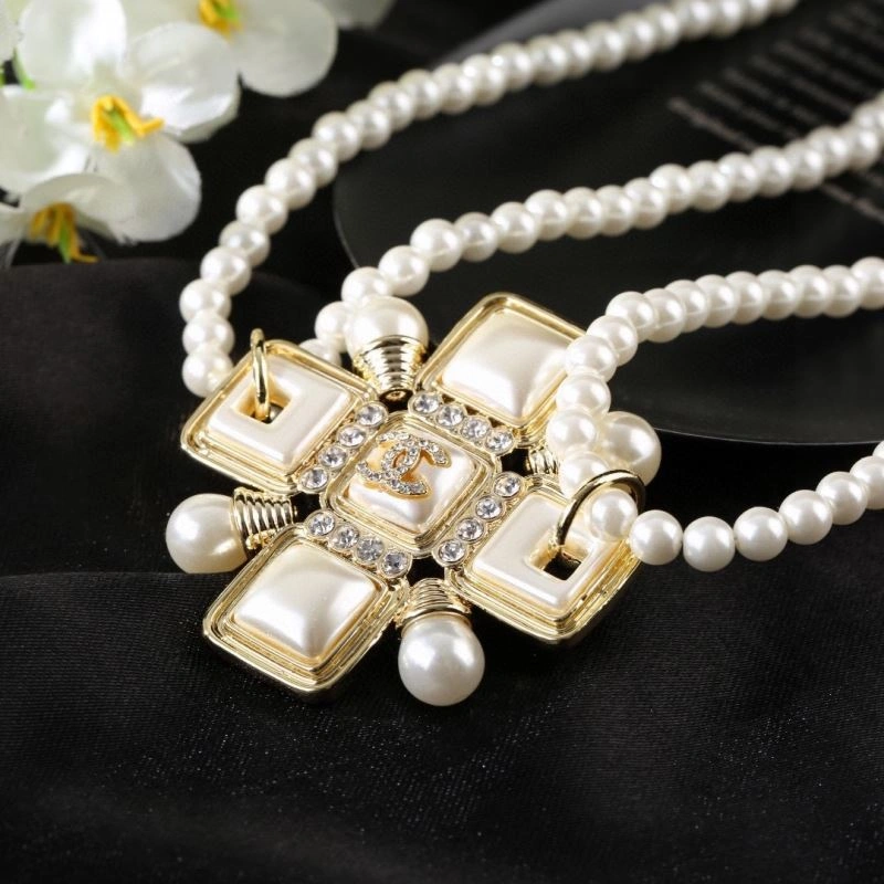 Chanel Necklaces EyeCatching 226877