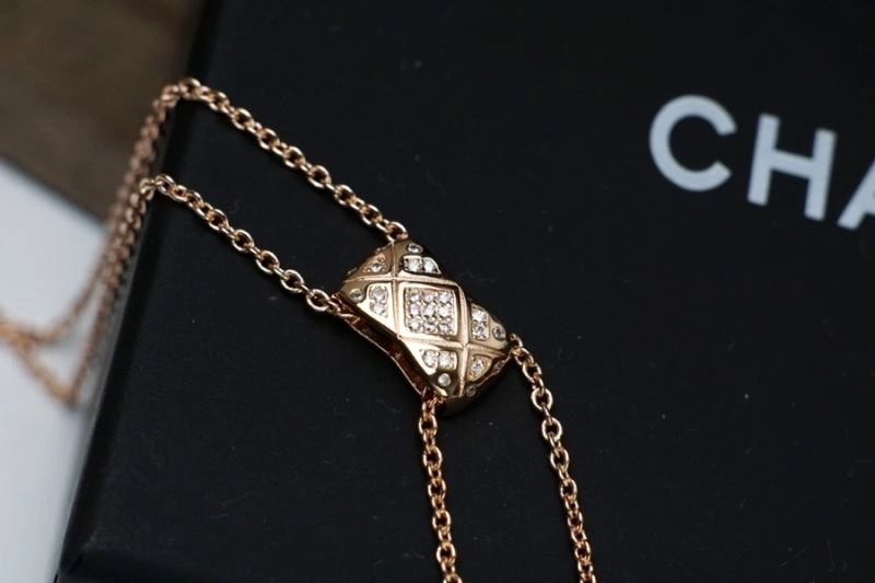 UrbanStyle Chanel Necklaces 226868