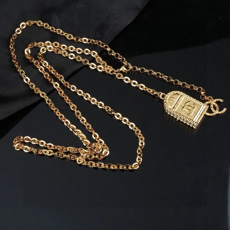 Chanel Necklaces Vibrant 226858