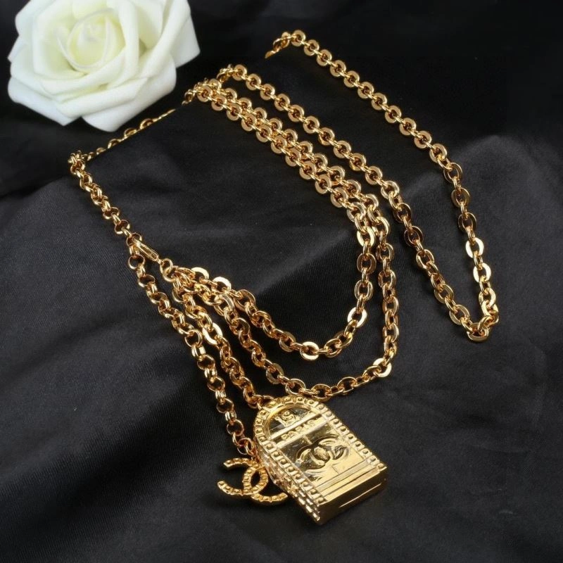 Chanel Necklaces Vibrant 226858