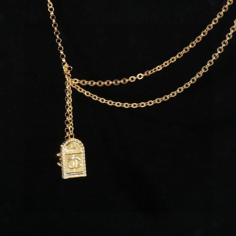 Chanel Necklaces Vibrant 226858