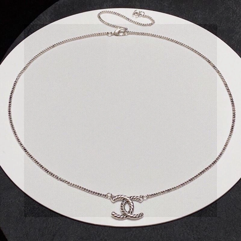 Effortless Chanel Necklaces 226839