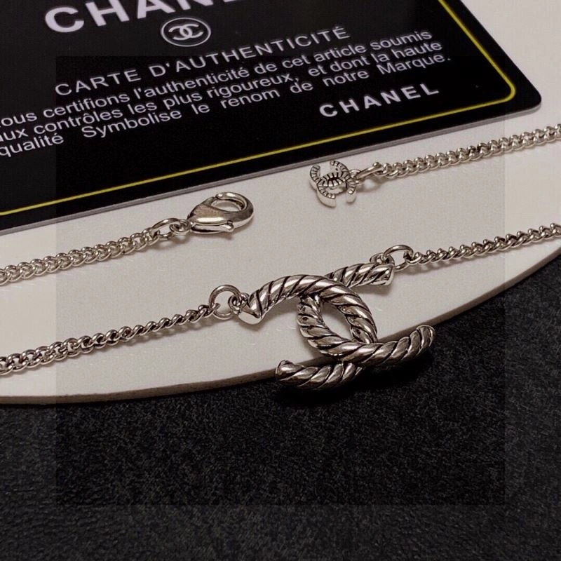 Effortless Chanel Necklaces 226839