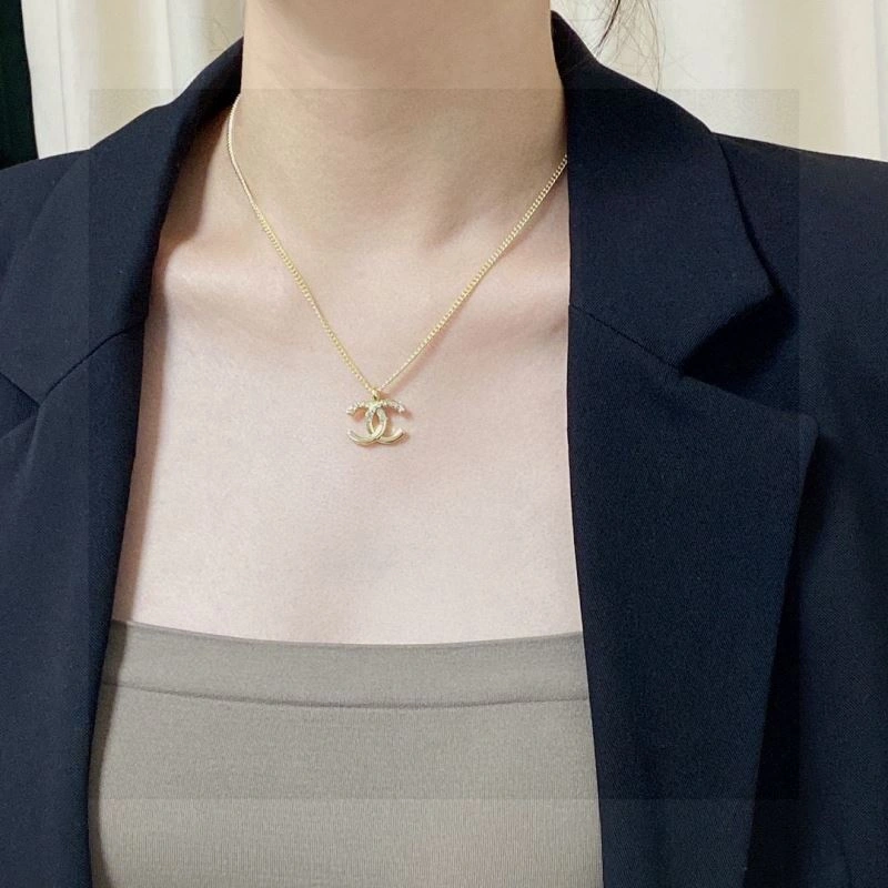 Premium Chanel Necklaces 226848