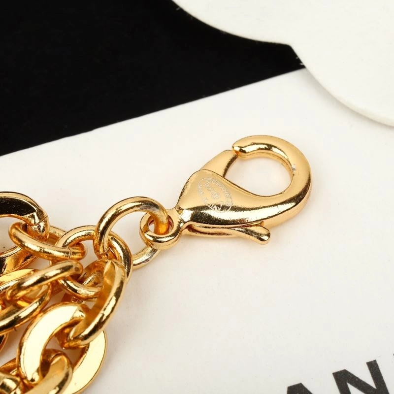 Stylish Chanel Necklaces 226843