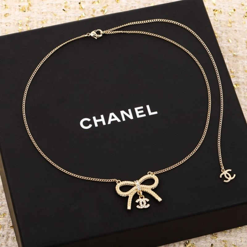 Trendsetting Chanel Necklaces 226852