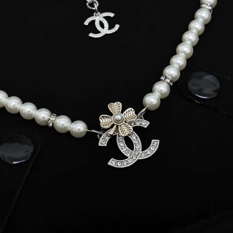 Chic Chanel Necklaces 226841