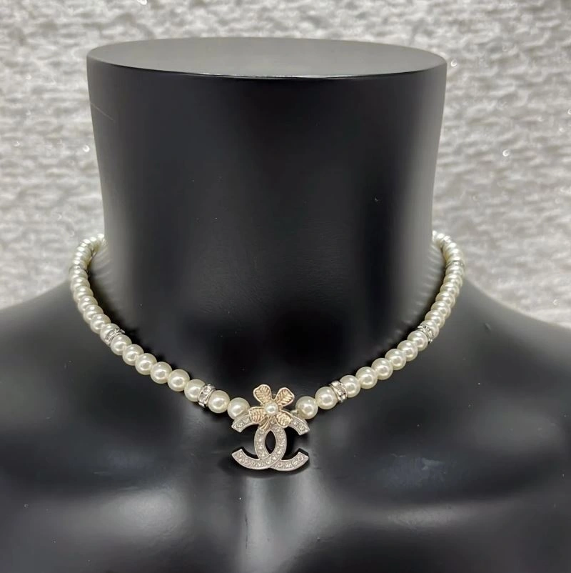 Chic Chanel Necklaces 226841