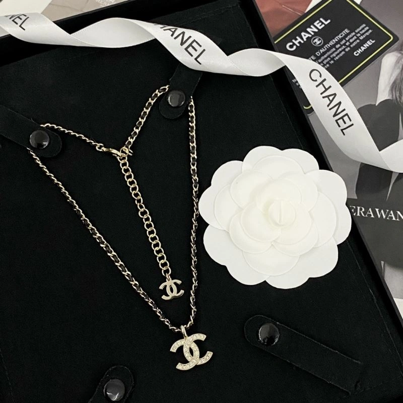 Sleek Chanel Necklaces 226825