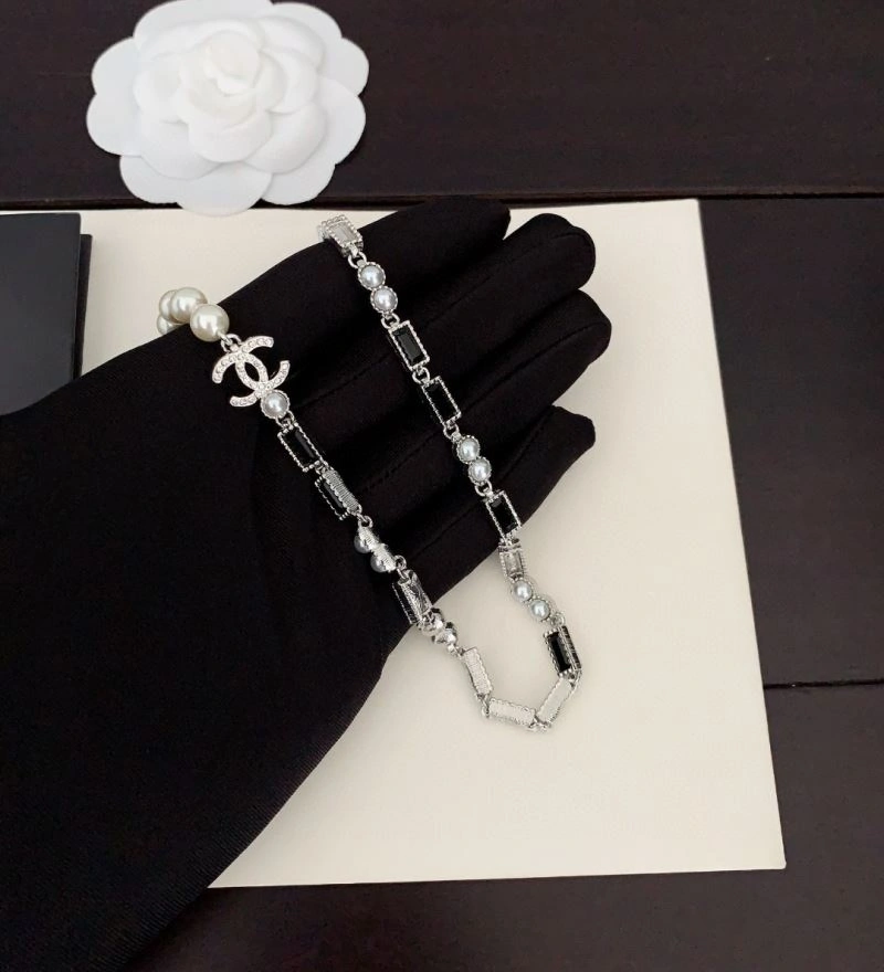 MoistureWicking Chanel Necklaces 226840
