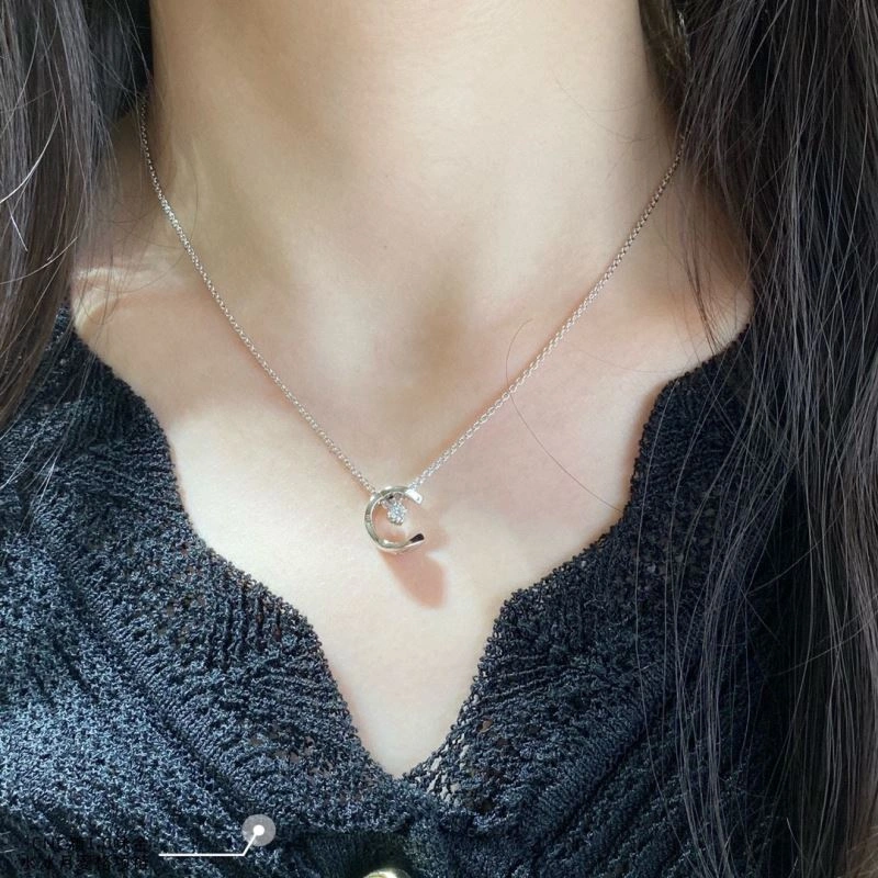 Chanel Necklaces Functional 226894