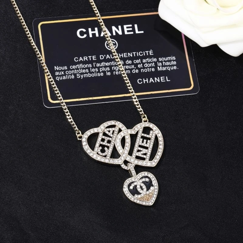 Effortless Chanel Necklaces 226802