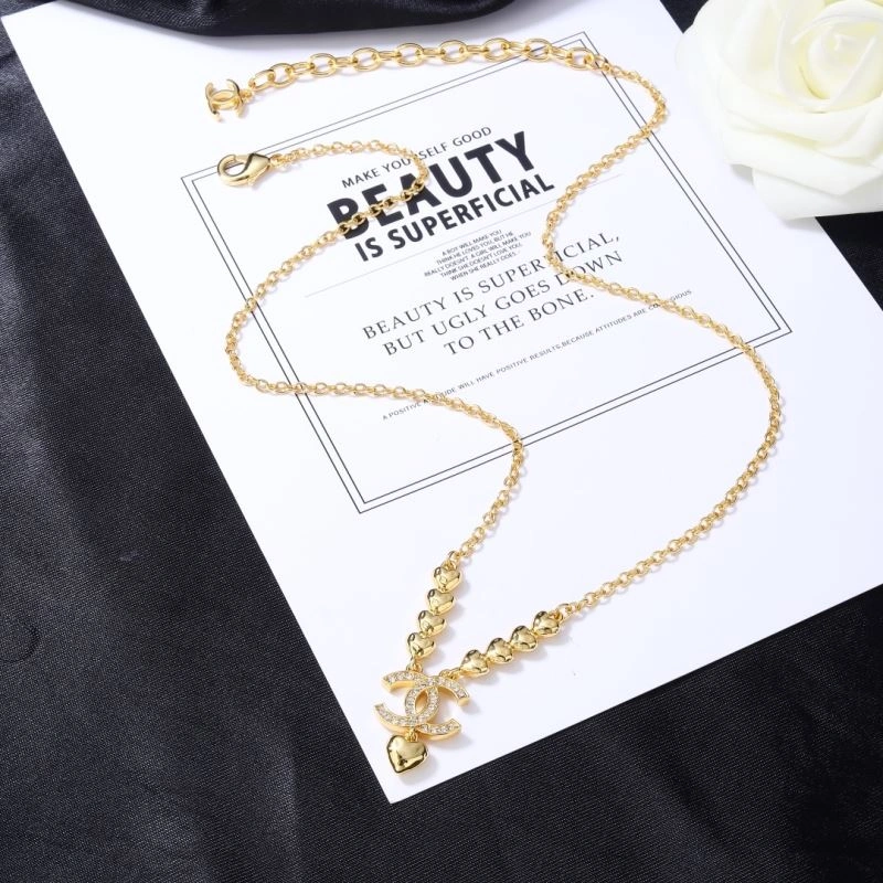 Affordable Chanel Necklaces 226842