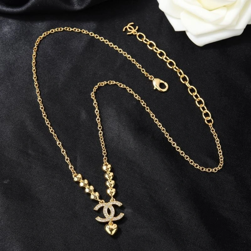 Affordable Chanel Necklaces 226842