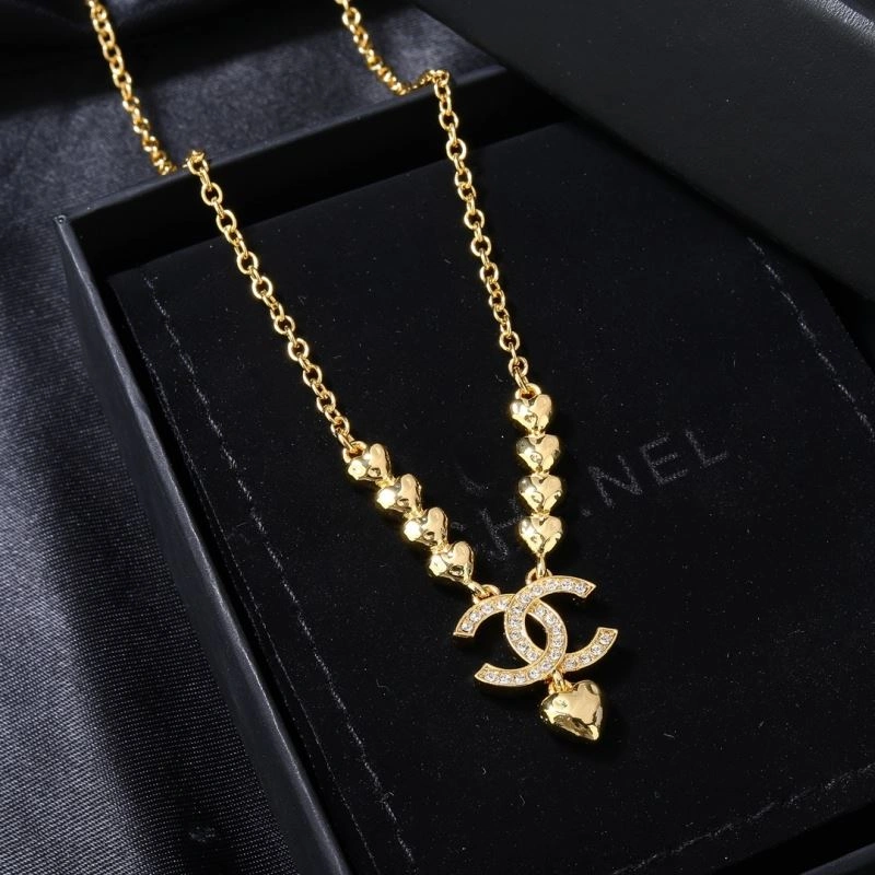 Affordable Chanel Necklaces 226842