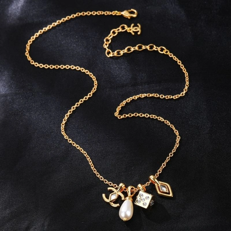 Refined Chanel Necklaces 226776