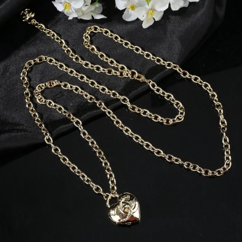 SoftTouch Chanel Necklaces 226873
