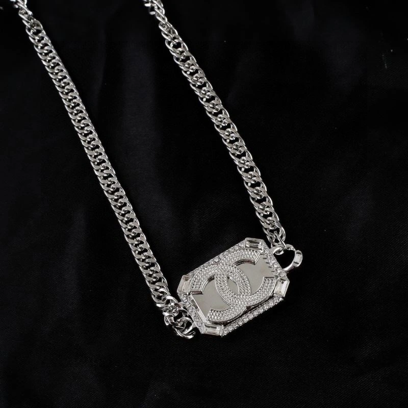 Attractive Chanel Necklaces 226764