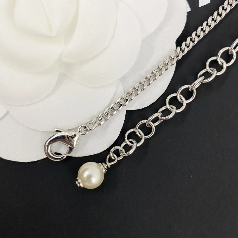 Contemporary Chanel Necklaces 226766