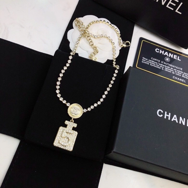 Chanel Necklaces Trendsetting 226751