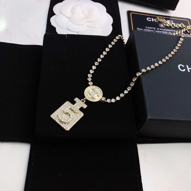 Chanel Necklaces Trendsetting 226751
