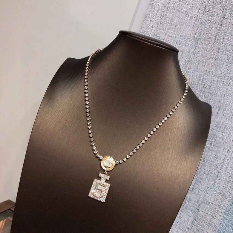 Chanel Necklaces Trendsetting 226751