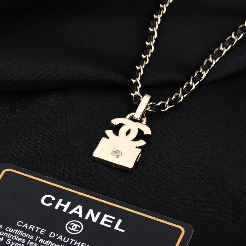 HighQuality Chanel Necklaces 226740
