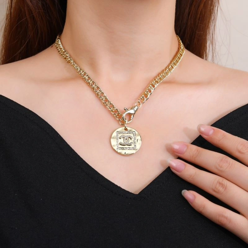 Chanel Necklaces Snug 226754
