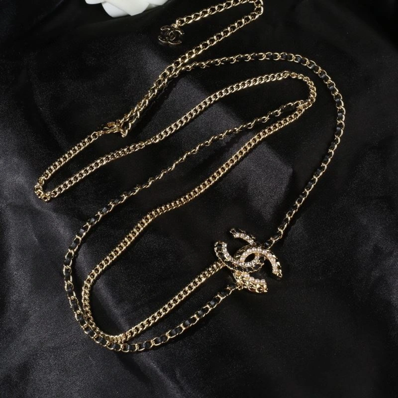 Casual Chanel Necklaces 226735