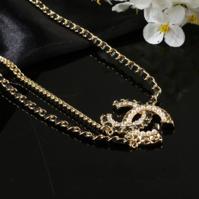 Casual Chanel Necklaces 226735