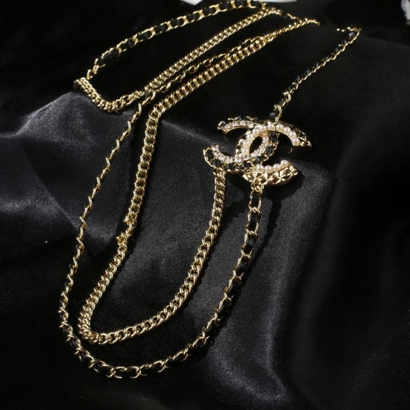 Casual Chanel Necklaces 226735
