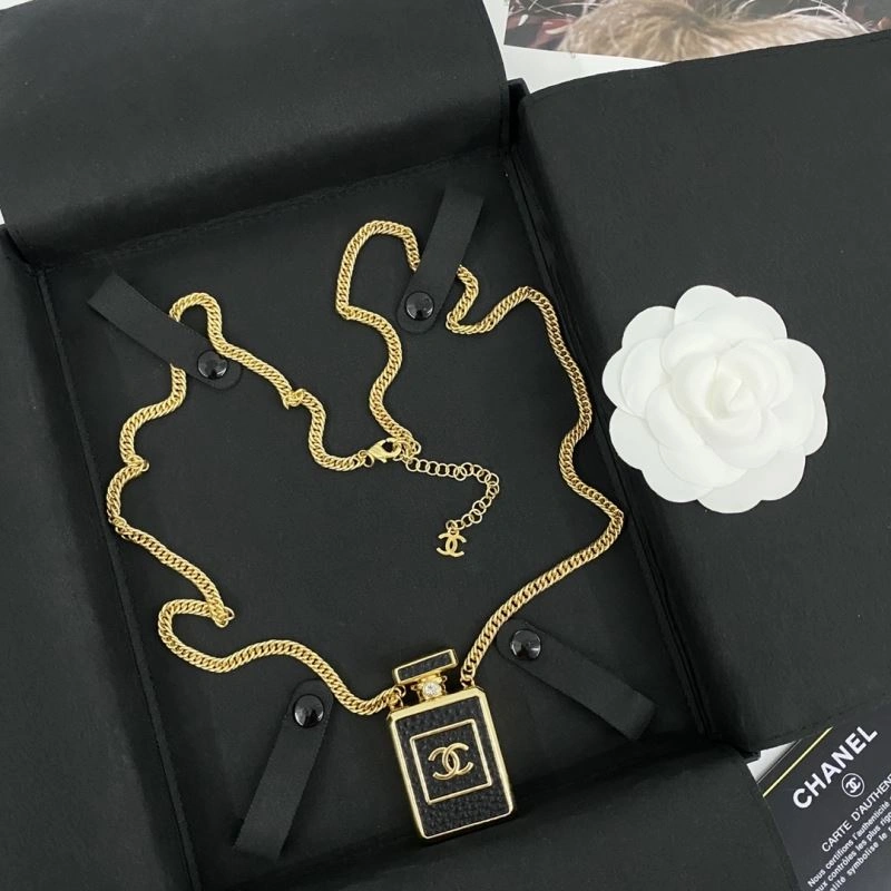 ModernLook Chanel Necklaces 226726