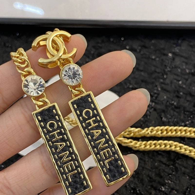 Chanel Necklaces Sleek 226727