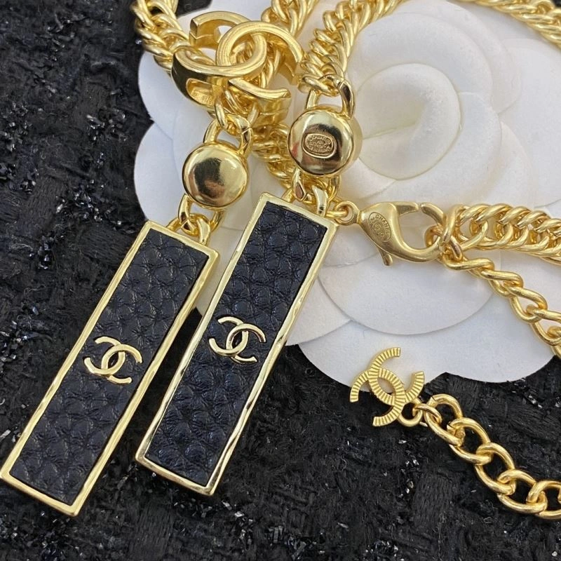 Chanel Necklaces Sleek 226727