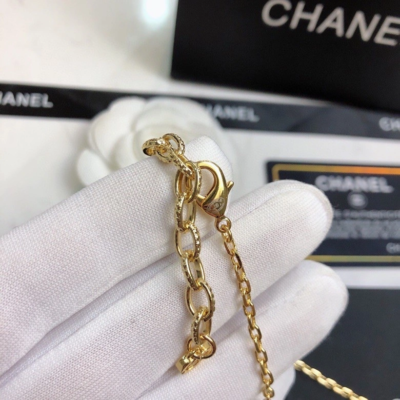 Neat Chanel Necklaces 226717