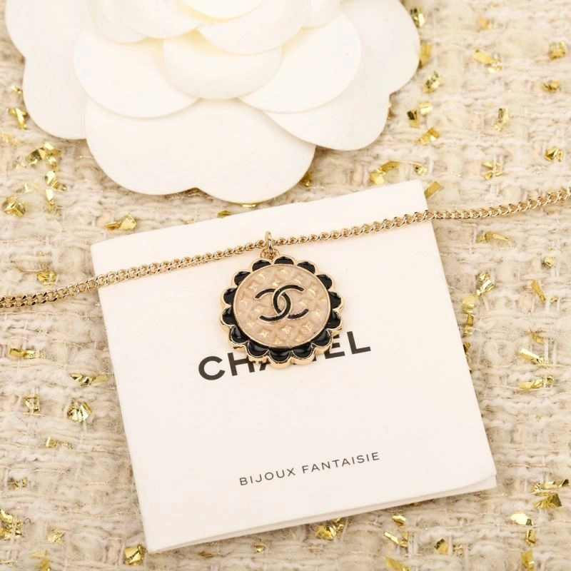 QuickDry Chanel Necklaces 226695