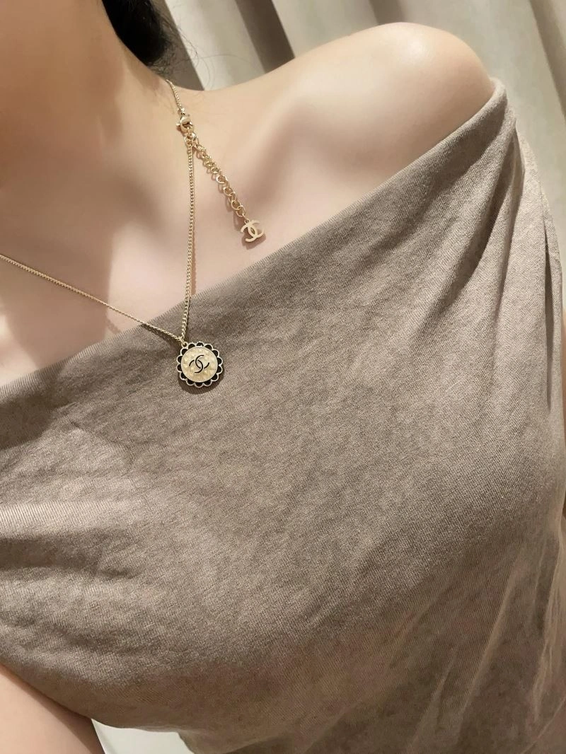 QuickDry Chanel Necklaces 226695