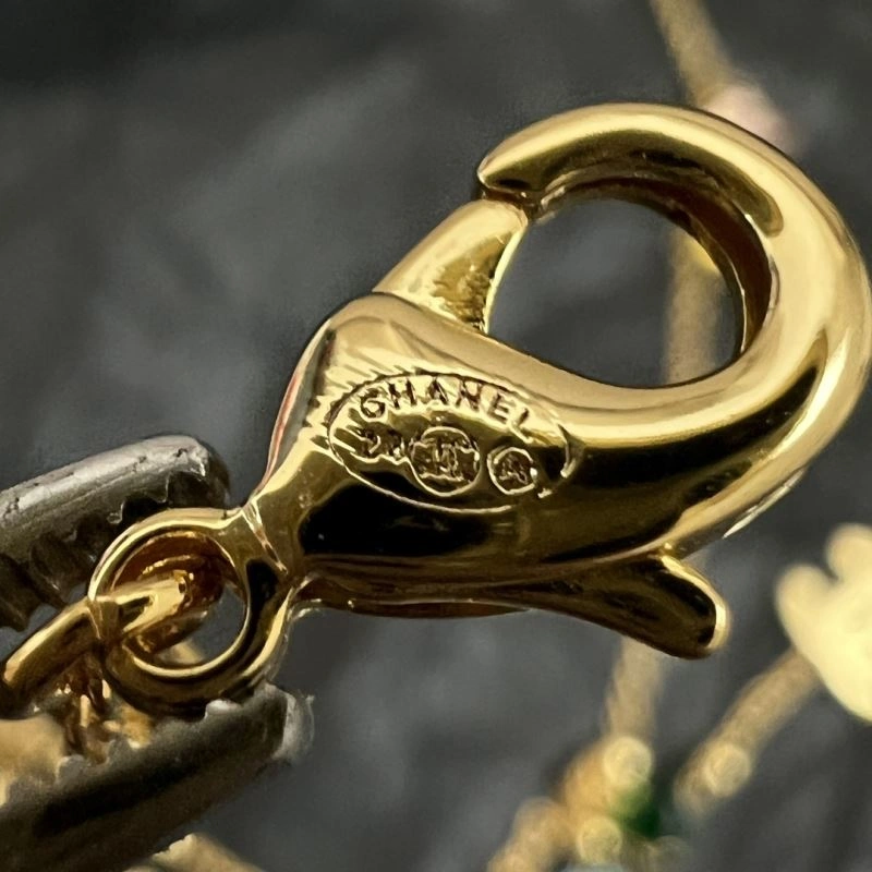 Chanel Necklaces ModernLook 226692