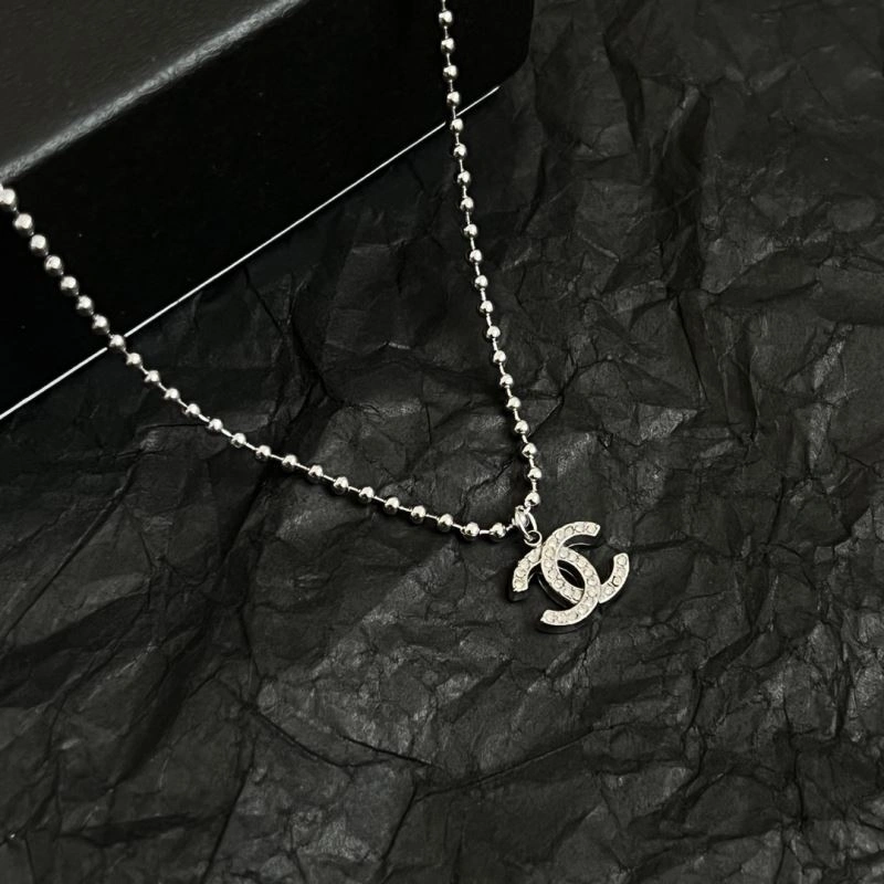 Unisex Chanel Necklaces 226696