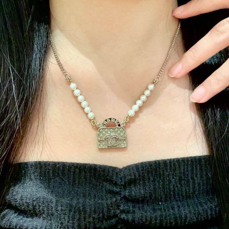 Chanel Necklaces Practical 226688