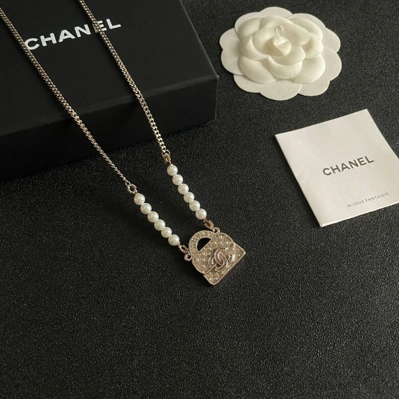 Chanel Necklaces Practical 226688