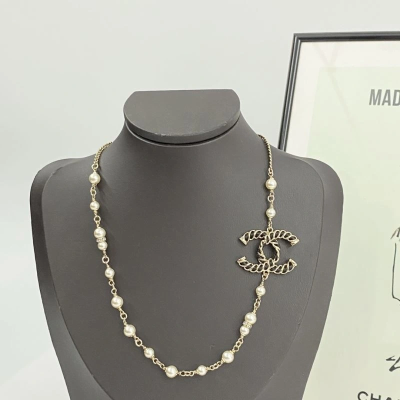 Sustainable Chanel Necklaces 226772
