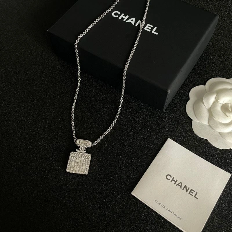 Chanel Necklaces RelaxedFit 226662