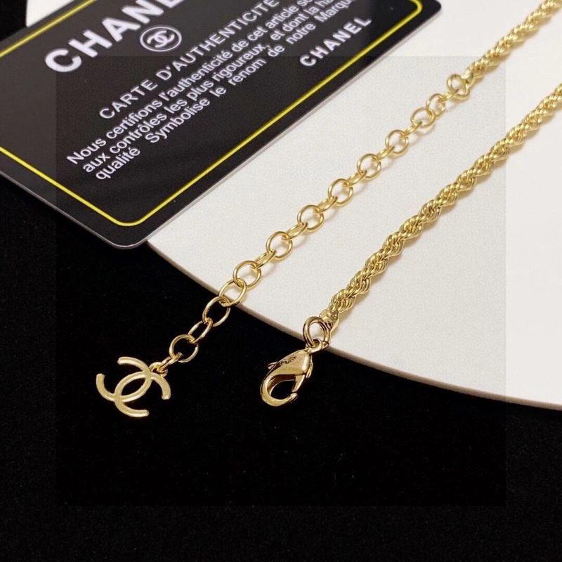 Chanel Necklaces Bold 226647