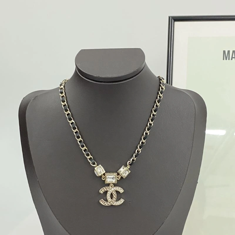 Chanel Necklaces Bright 226651