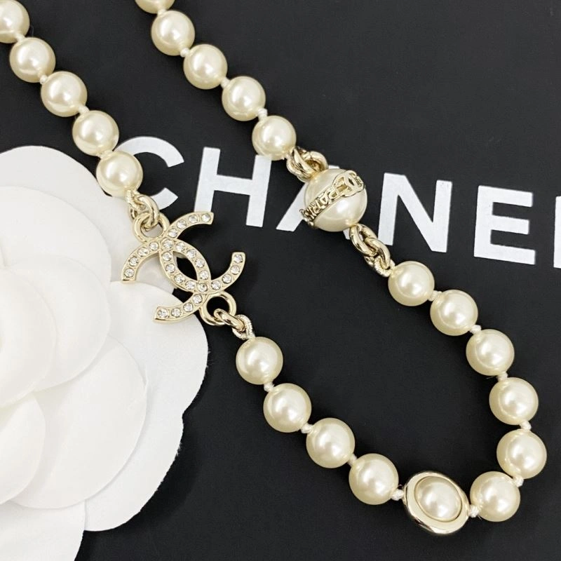 Chanel Necklaces ModernLook 226674