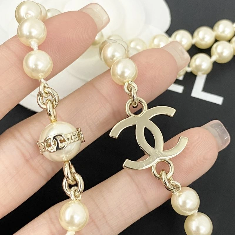 Chanel Necklaces ModernLook 226674